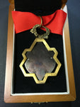 BATTLESTAR GALACTICA Medal of Distinction Prop Replica (B-Grade)